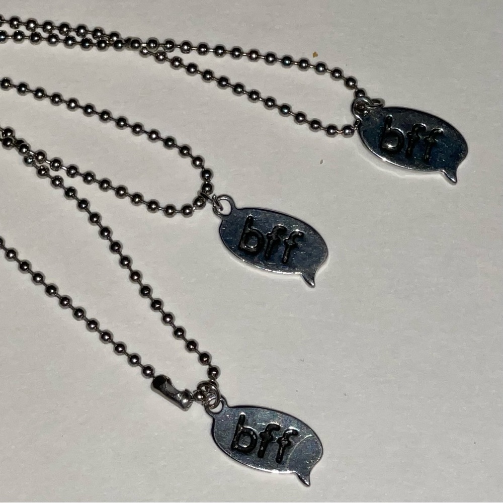 Claire’s Set of 3 Best Friends Tag Necklaces